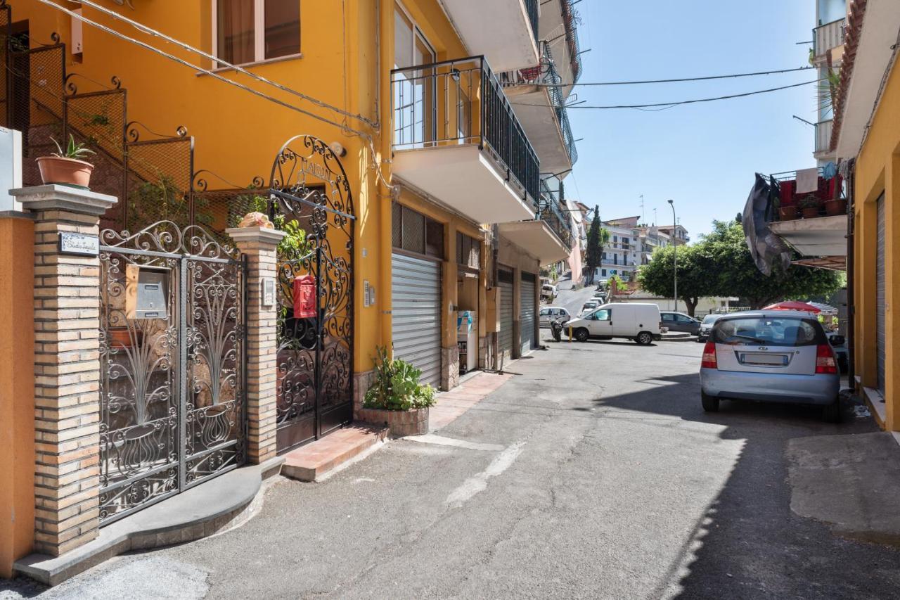 Taormina Mela'S Holidays Near The Historic Center Appartement Buitenkant foto